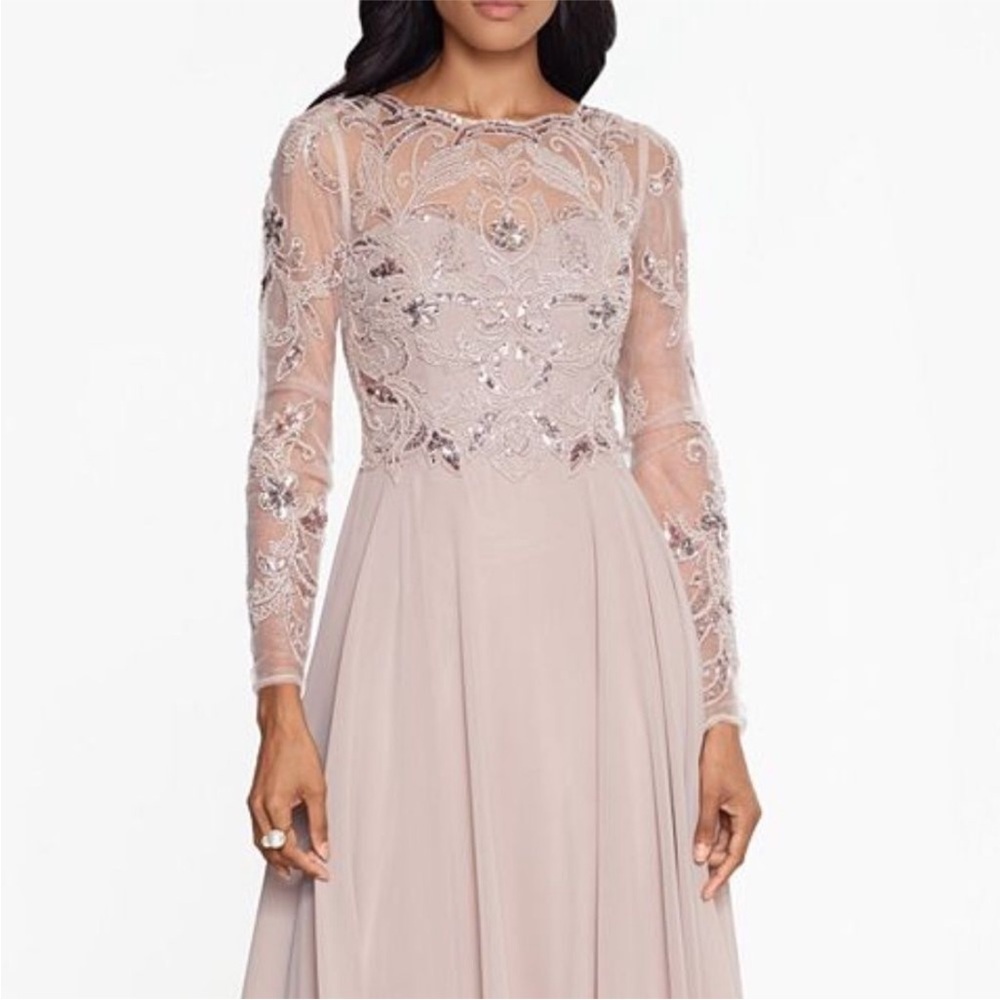 NEW Xscape Women's Pink
Sequin Embellished Long Sleeve
Chiffon Gown size 18